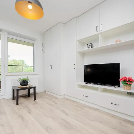 Piekne Studio Z Balkonem Dla 2 Osob W Warszawie By Renters Appartamento Varsavia