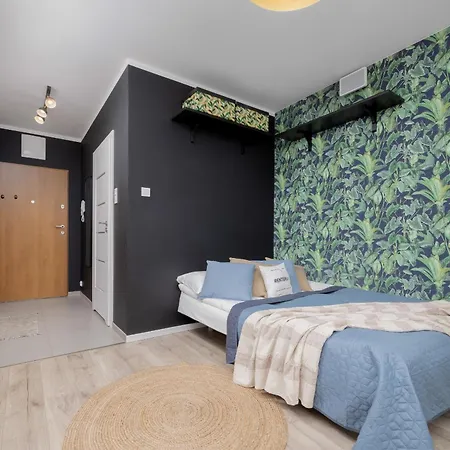 Piekne Studio Z Balkonem Dla 2 Osob W Warszawie By Renters Appartamento